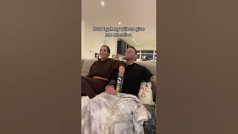 How I get my wife’s attention 🤣🤣 #shorts #couple #relationships #relatable #marriage #funny #humor