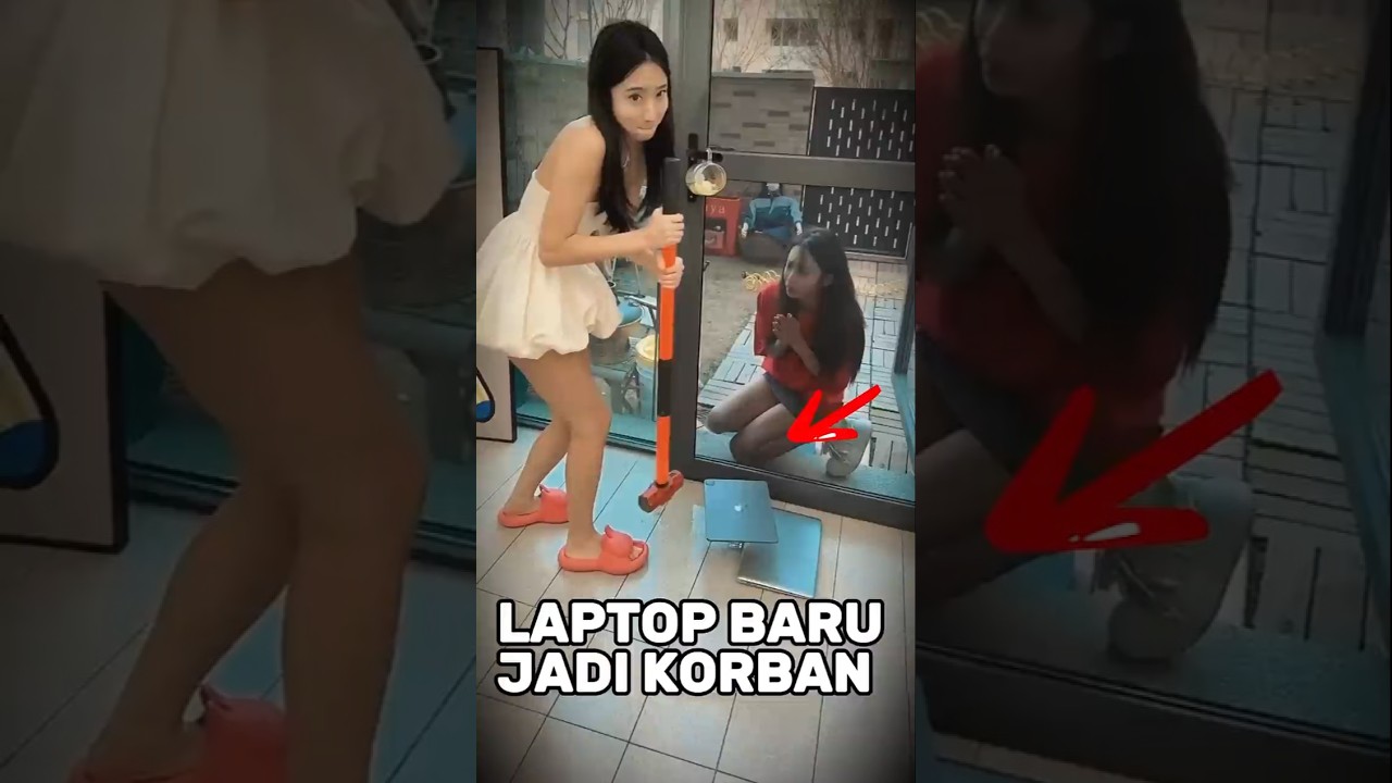 Kakak jatuhin gelas diatas laptop‼️ #shorts