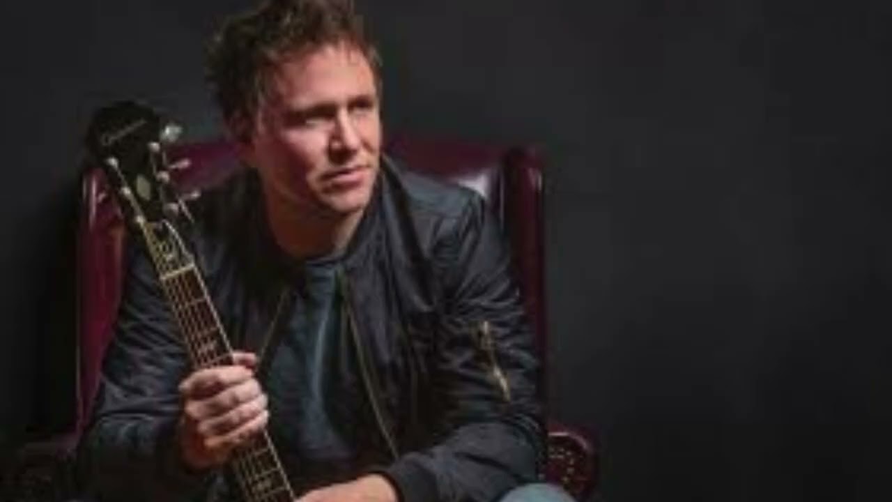 Stephen Lynch - Kill A Kitten (Gothic cover) Comedy song