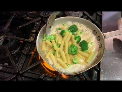 cooking-with-the-blues-ep-62-broccoli-chicken-carbonara