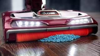 Shark® Vacuums With DuoClean™ Technology – Commercial screenshot 4