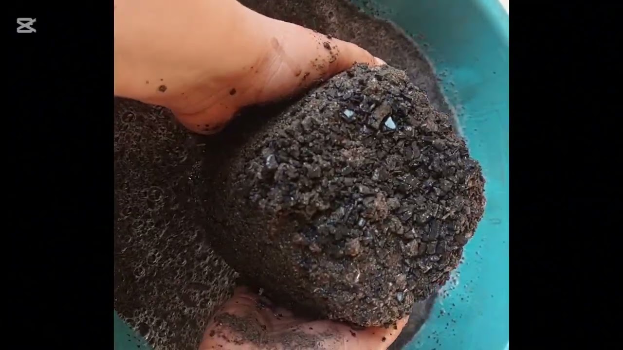 Water Crumbling Charcoal Flakes Texture | Satisfying | ASMR | Crumbling 