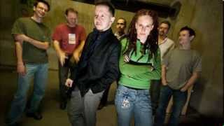 Malacka És A Tahó - Életet Az Éveknek