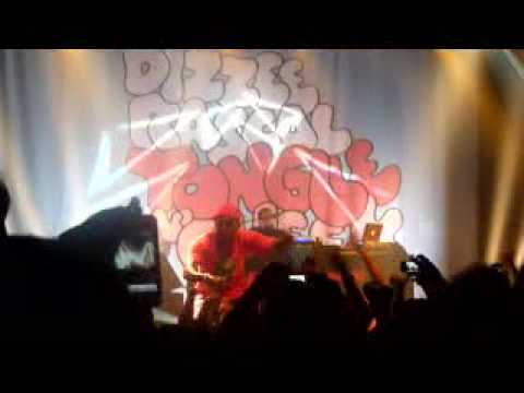 Dizzee Rascal - fix up look sharp live in Paris
