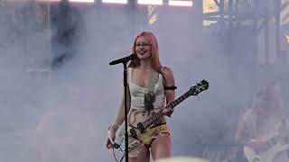 Wet Leg - Ur Mum Live at Coachella 2026 Week1