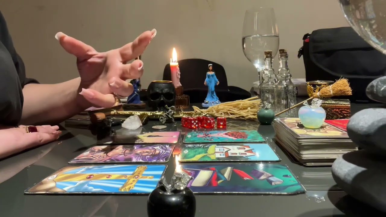 Por Que Essa Pessoa Se Distanciou de Você? Tarot Revela