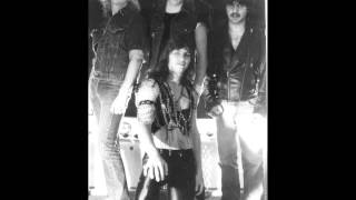 Dark Angel - Hells On It&#39;s Knees (1984 demo) - 05