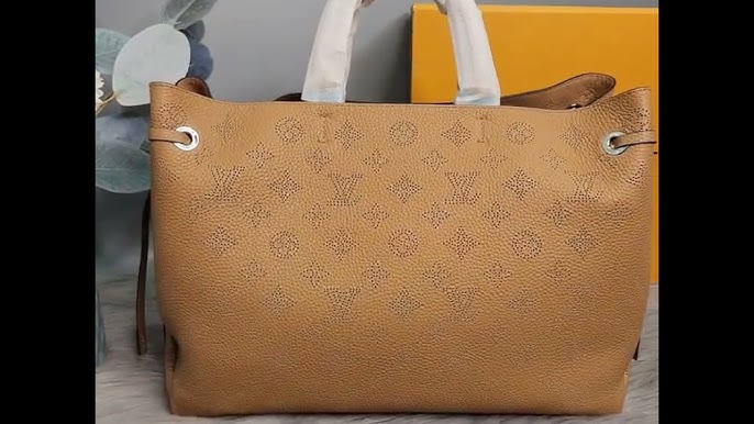 Man Bag Mike - Designer Handbag / Purse Review 4 - Louis Vuitton Petit  Palais 