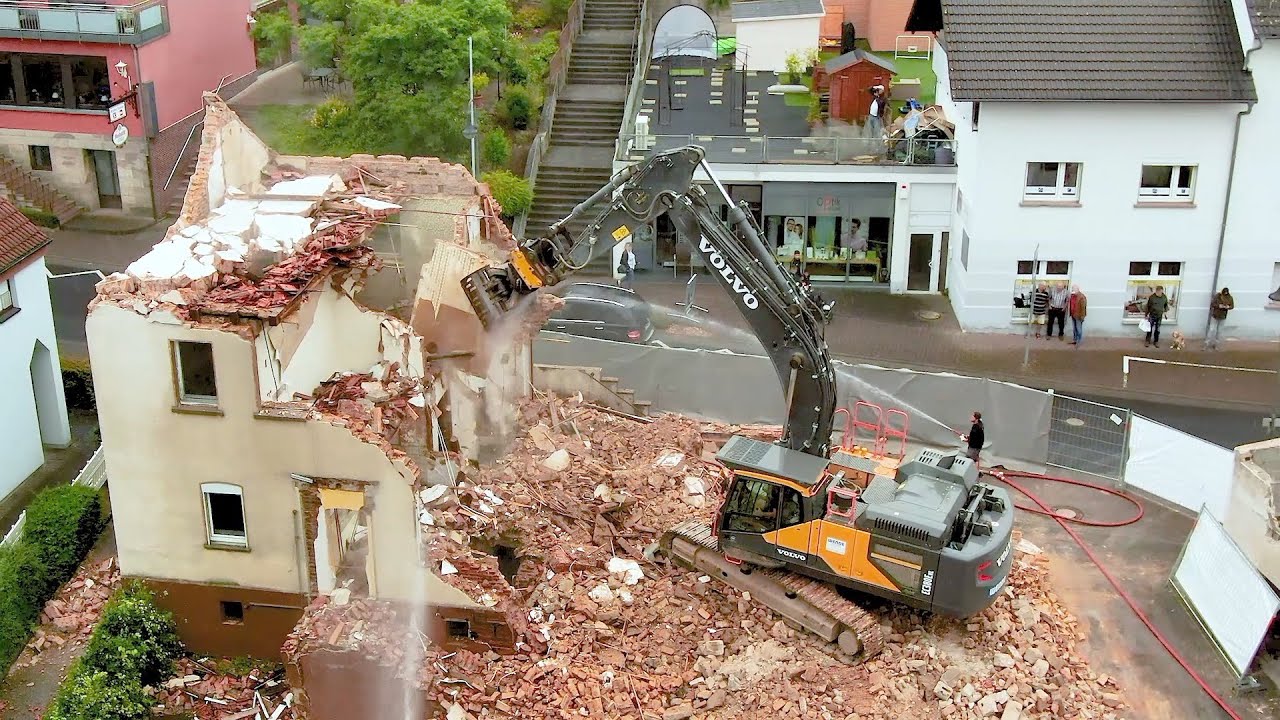 Abbruch Hochsilo Altenmedingen - 2 große Abbruchbagger Cat 349E 32m//336E - Abriss ohne Probleme