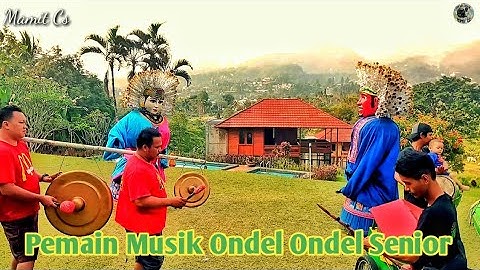 Pemain Musik Ondel Ondel Senior