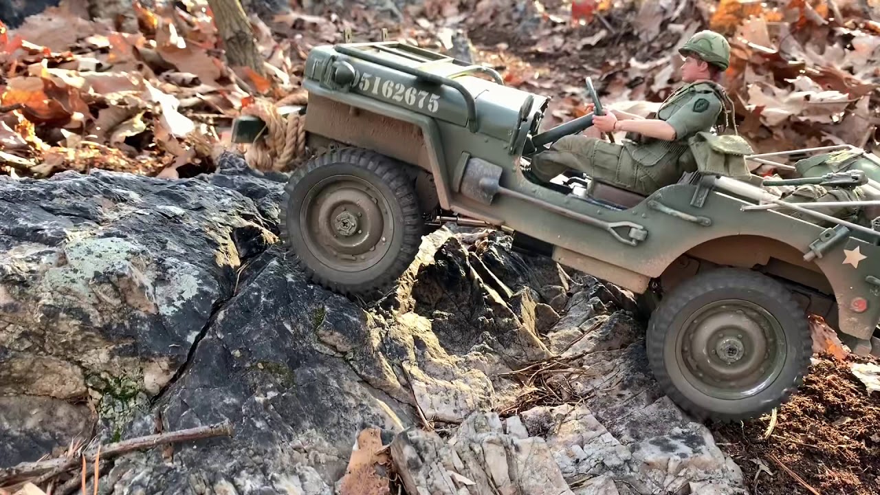 110 willys Jeep doing some crawling (jjrc) YouTube