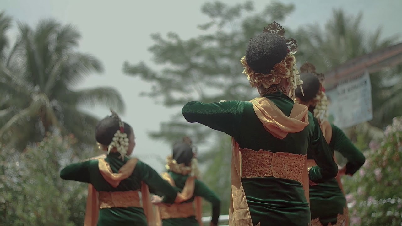 TARI GOYANG KARAWANG #goyangkarawang #garut #sman14garut #salegar #tari #taritradisional #jaipong