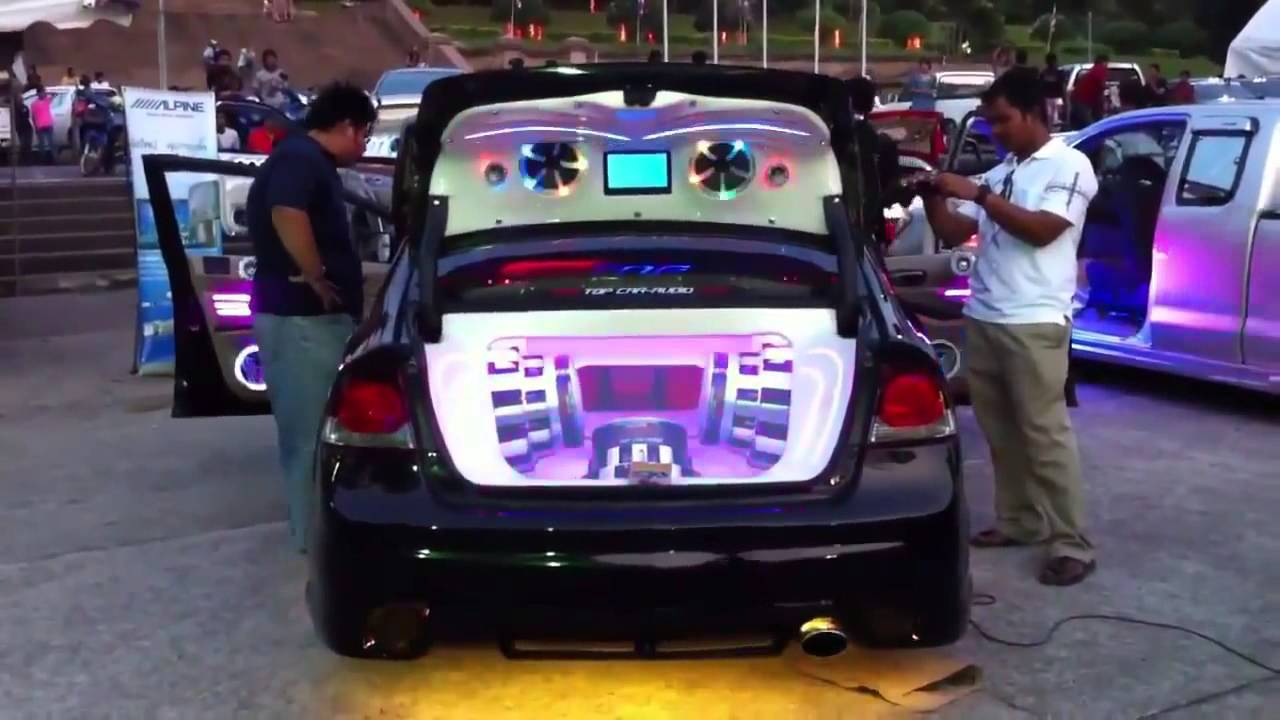 Gambar Modifikasi Audio Mobil Sedan Terbaru Dan Terkeren