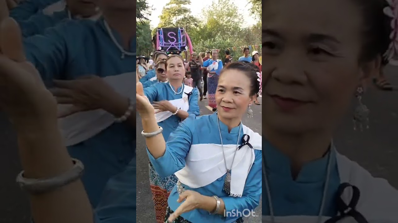 แห่บุญผะเหวดที่บ้านกุดสิม