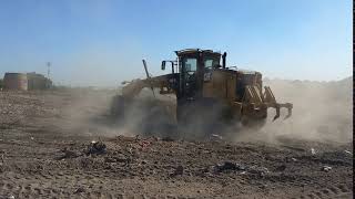 Construyendo canchas de fútbol en Obregón