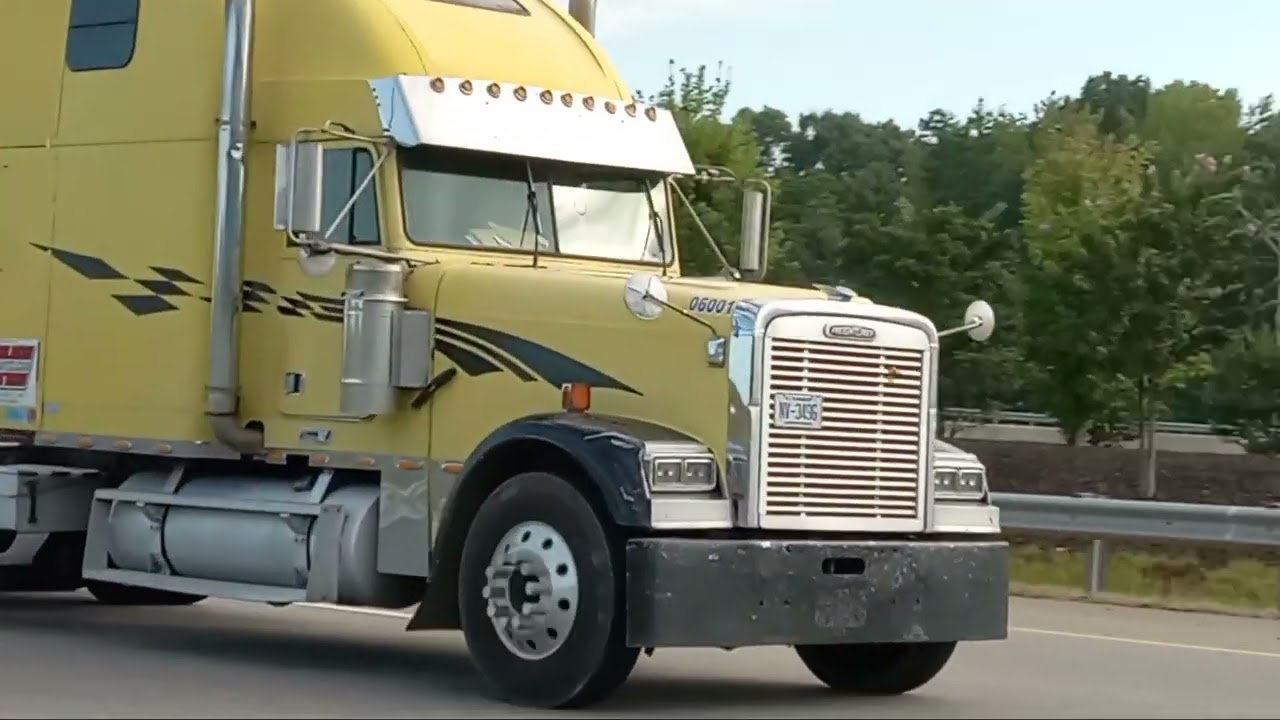 Horizon Transport Freightliner Classic XL