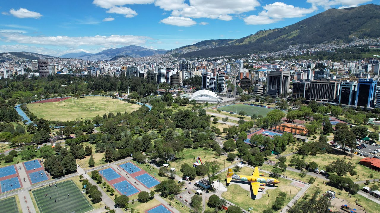 Parque La Carolina Hyperlapse, Quito Ecuador - YouTube
