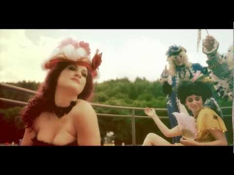 Laserkraft 3D - Urlaub (official Video)