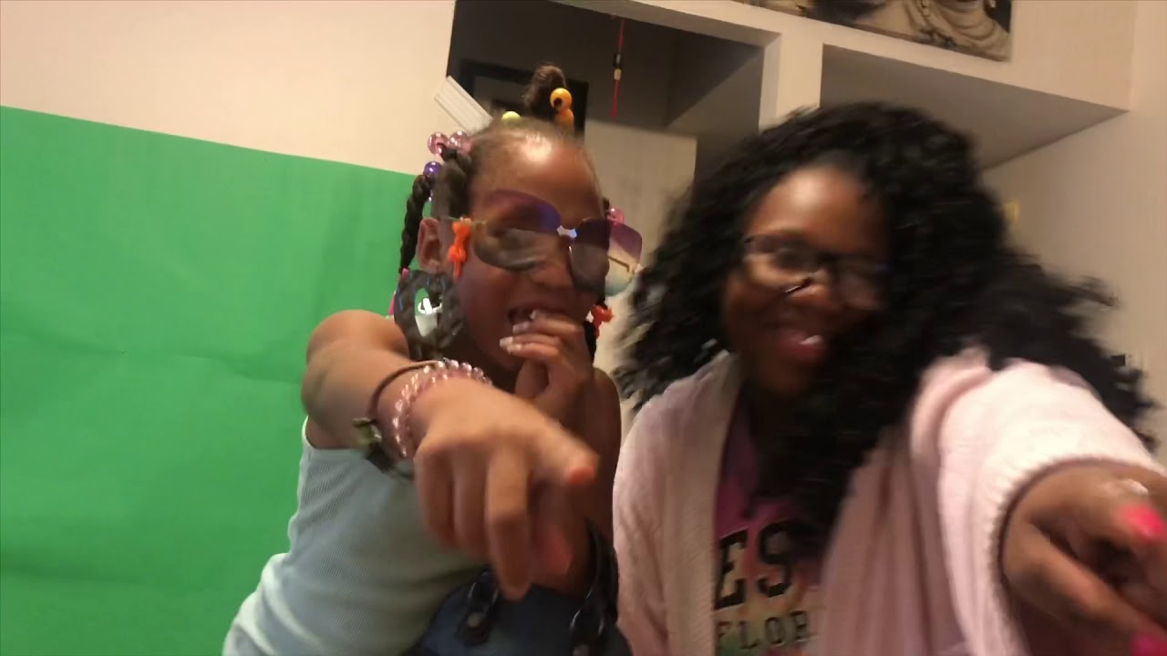 PEANUT BUTTER JELLY TIME (HIPHOP VIDEO) HILARIOUS YouTube