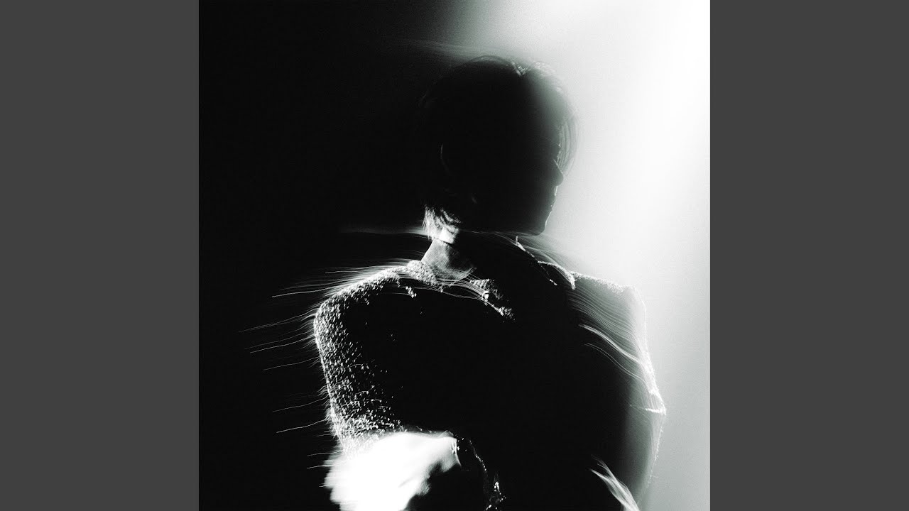 Don′t Leave Me Now