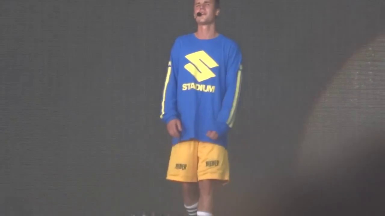 Justin Bieber - Mark my words (live @ idays, Monza, Italy)