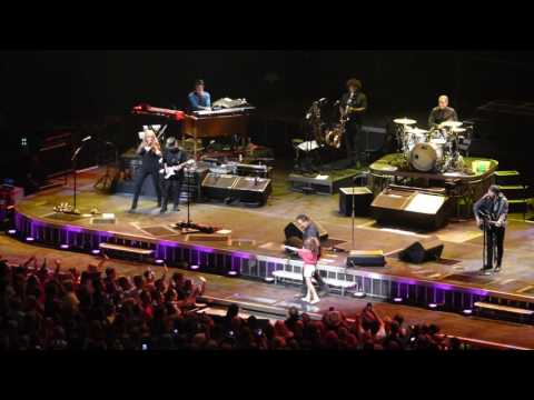 Bruce Springsteen, Waiting on a SunnyDay, 08/28/2016