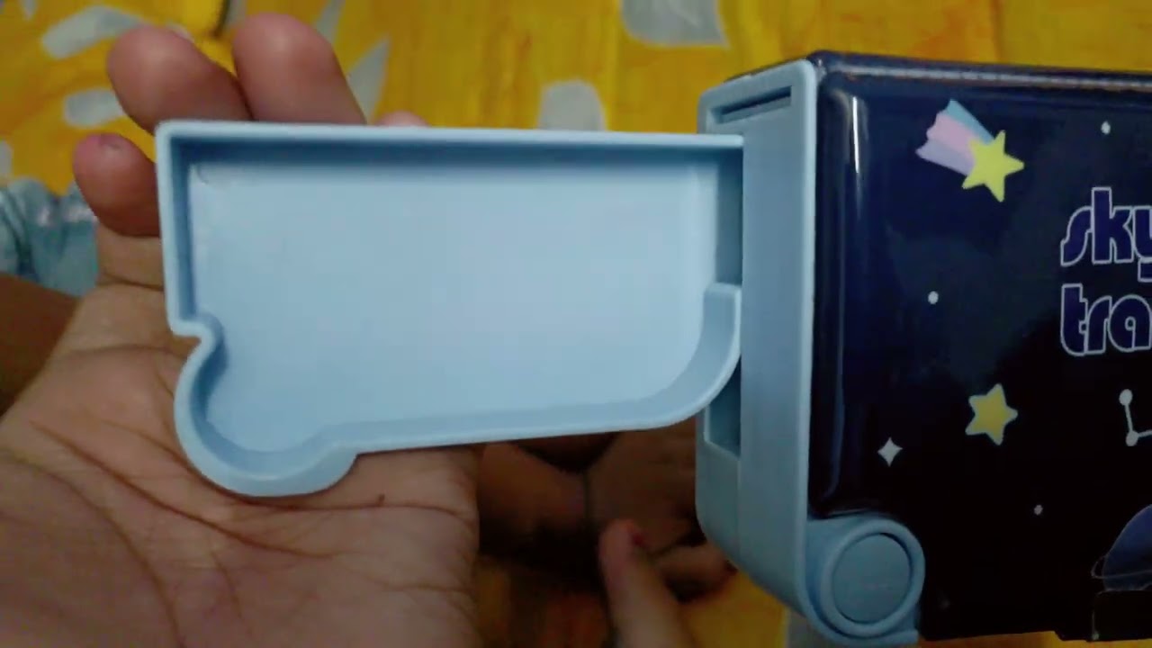 Sky travel pencil box