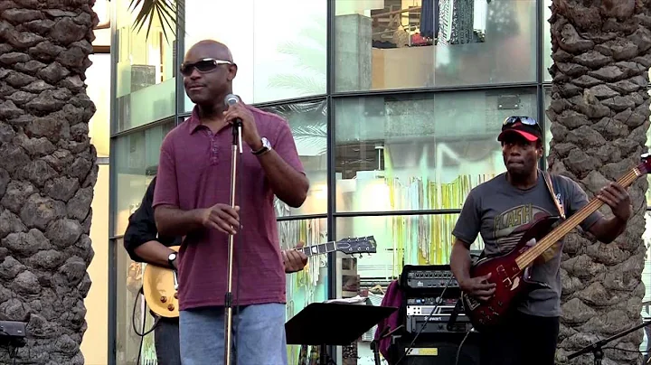 Tony Lindsay LIVE At Santana Row - "Use Me" (with ...