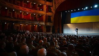 Володимир Зеленський під час відзначення лауреатів Шевченківської премії