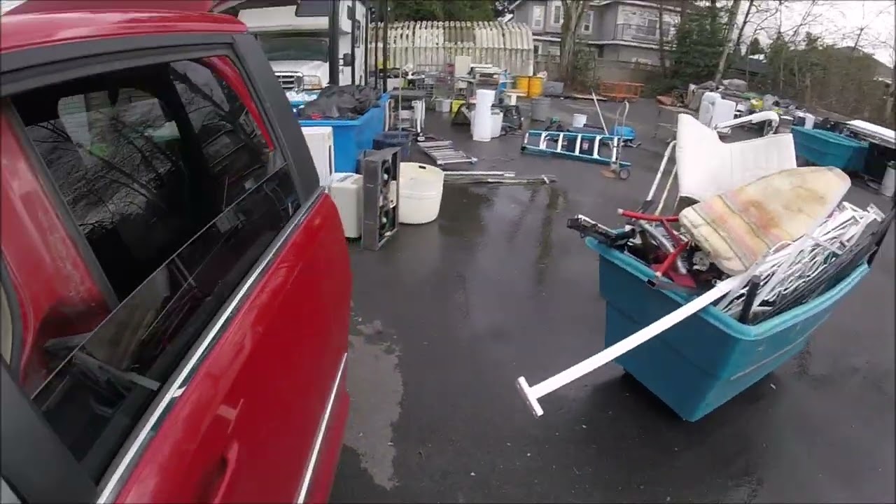 Unloading Red & Scrapping Stuff We Found