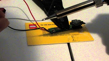 Soldering battery leads and shunting the resettable fuse + demonstration with two RC motors