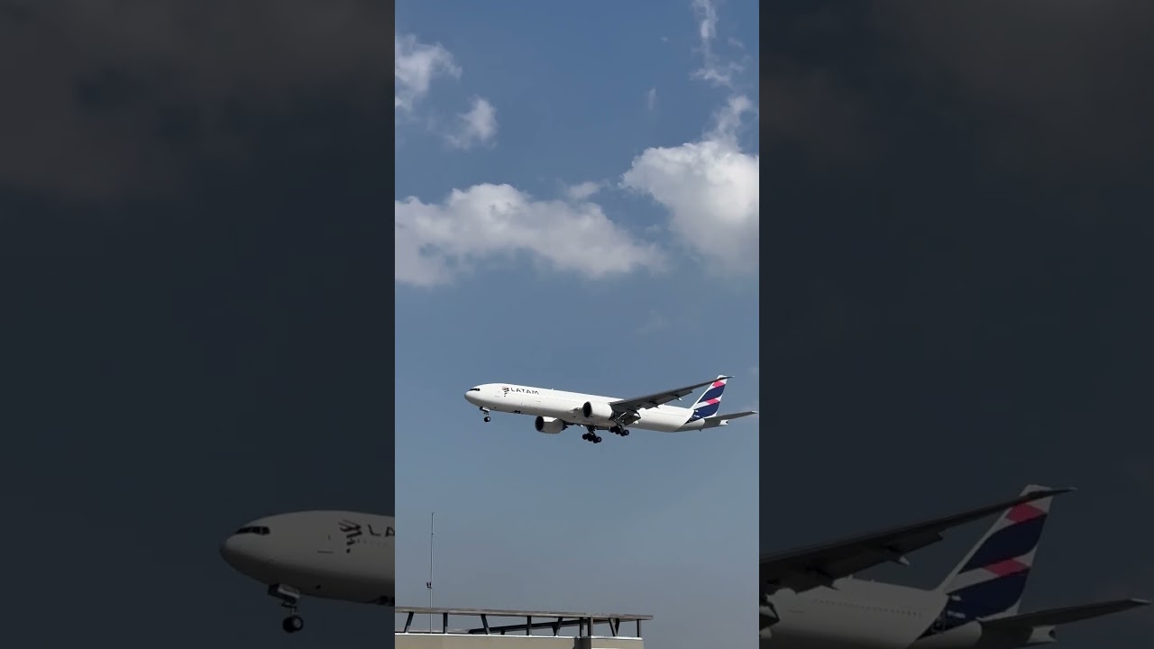 Boeing 777-32W(ER) (PT-MUD) visto do Hampton By Hilton - 18/08/2025