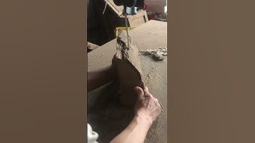 How to-Build a wooden board split in two with a sharp iron wire easily #short