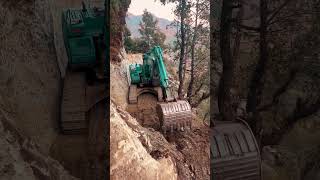 Powerful Dozer Builds Mountain Rocky Road