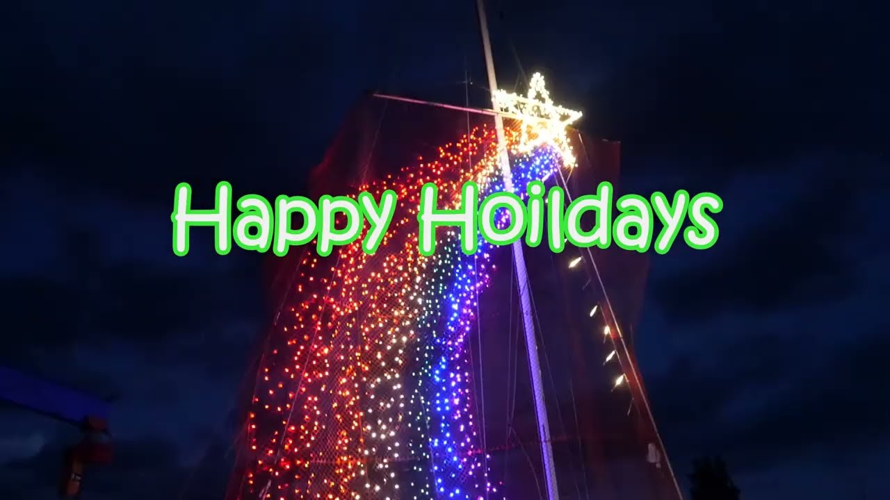 ⁣KeelBoat Club Decorating for Eastport Yacht Club's Lights Parade