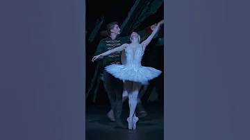 Swan Lake – End of Act II (The Royal Ballet) #shorts #RoyalOperaHouse
