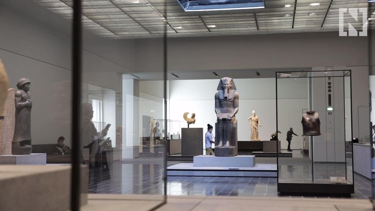 Peek inside the galleries of the Louvre Abu Dhabi - YouTube