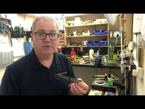 Video showing how to replace a Suzuki reed.