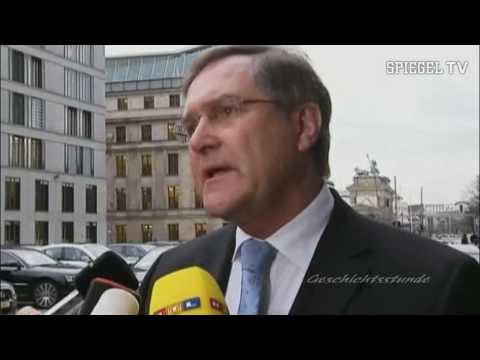 88.80.16.63 Am Ende konnte er dem Druck nicht mehr standhalten, zu belastend waren die VorwÃ¼rfe gegen ihn, dass er Informationen Ã¼ber die Bombennacht in Kunduz (Afghanistan) am 4. September 2009 zurÃ¼ckgehalten hatte. Zuletzt verstrickte sich der Minister immer mehr in WidersprÃ¼che. Er Ã¼bernehme die volle Verantwortung fÃ¼r die Informationspannen in seinem frÃ¼heren Ministerium und stelle sein Amt zur VerfÃ¼gung, erklÃ¤rte Jung am Freitag. Jung sagte, nach reiflicher Ãberlegung habe er Bundeskanzlerin Angela Merkel (CDU) am Morgen unterrichtet, dass er sein Amt als Arbeitsminister zur VerfÃ¼gung stelle.