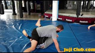 Jiu-Jitsu roll narration - Top pressure & Control - Coach Zahabi