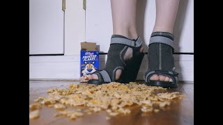 Crushing Frosted Flakes In My Diesel Heelssatisfying Asmr Oddly Satisfying Sounds