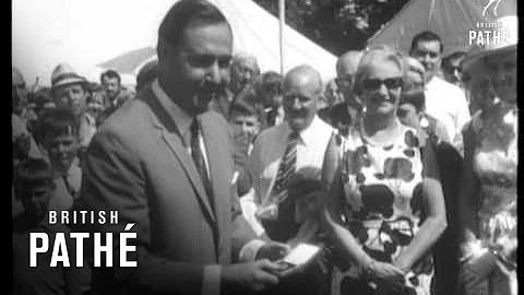 Cowdrey Receives Medal (1969)