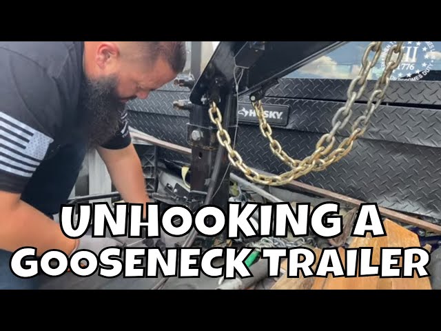 How to Gooseneck a Waste Bag - Tape University®