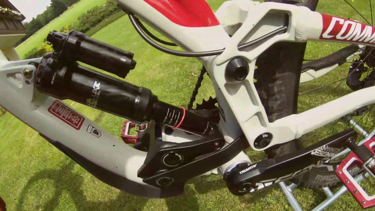 Bikeporn Commencal Supreme Team 29 2020