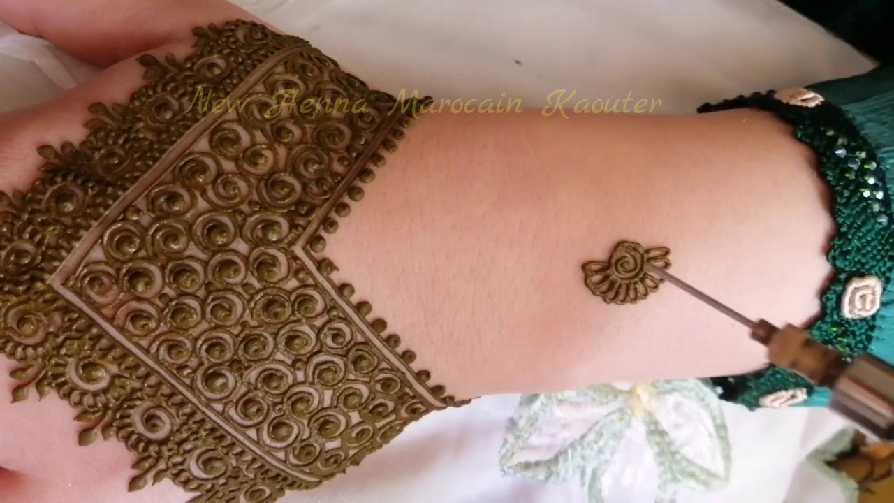 رسمة حناء الحلزون🐌 من النقش المغربي الراقي خاصة بصاحبات الذوق الرفيع ☺️Henna snail drawing🍀