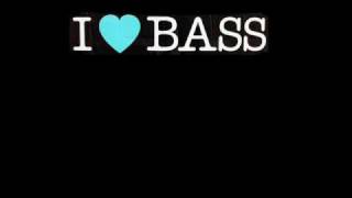 Basstronics - Set The Bass Free [Track 12, Vol. 1] Resimi