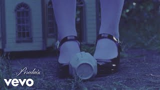 Isabel Larosa - Porcelain 