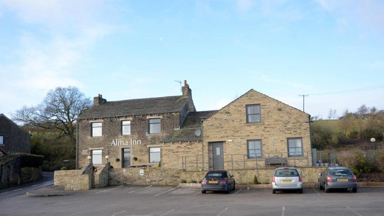 The Alma Inn, Sowerby Bridge, United Kingdom - YouTube