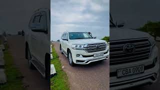 Toyota Land Cruiser 200 V8 #landcruiser #toyota #v8 #suv #vehicles #offroad #drive