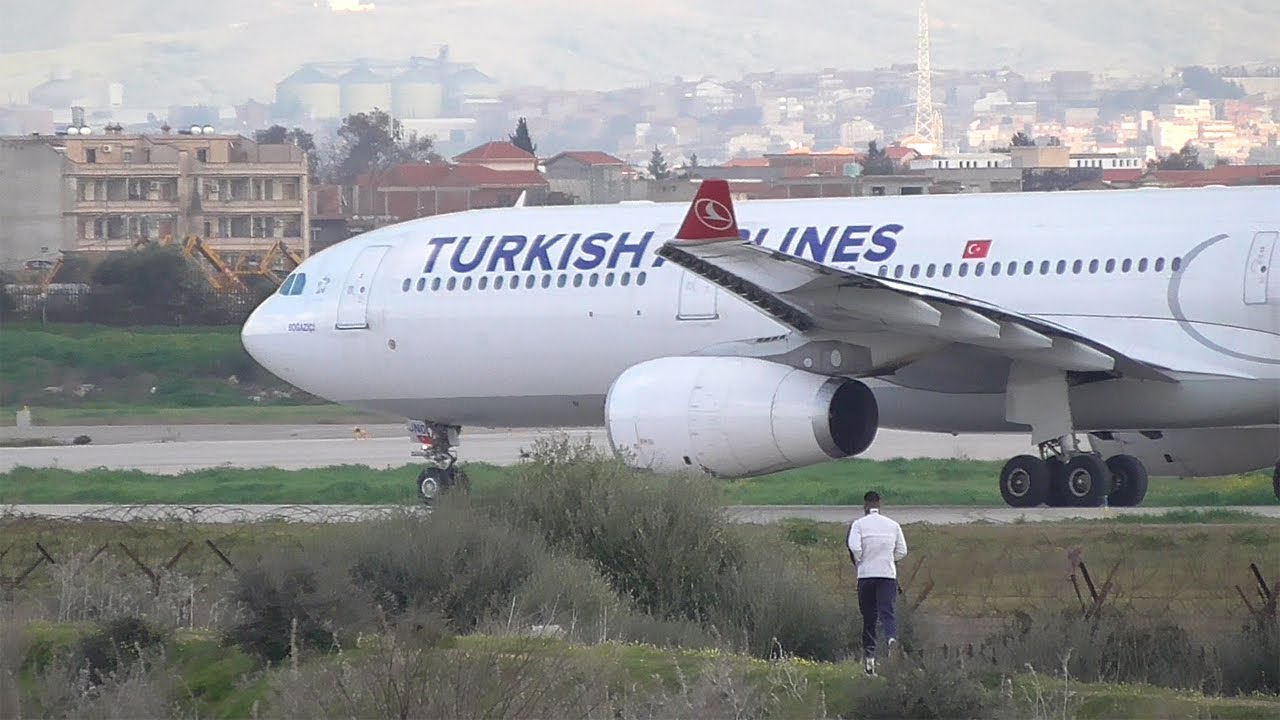 شاهد إقلاع طائرة الخطوط التركية من مطار الجزائر نحو إسطنبول | Turkish Airlines